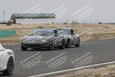 media/Jun-01-2025-CalClub SCCA (Sun) [[eae223c5dd]]/Group 5/Race (Front Straight)/